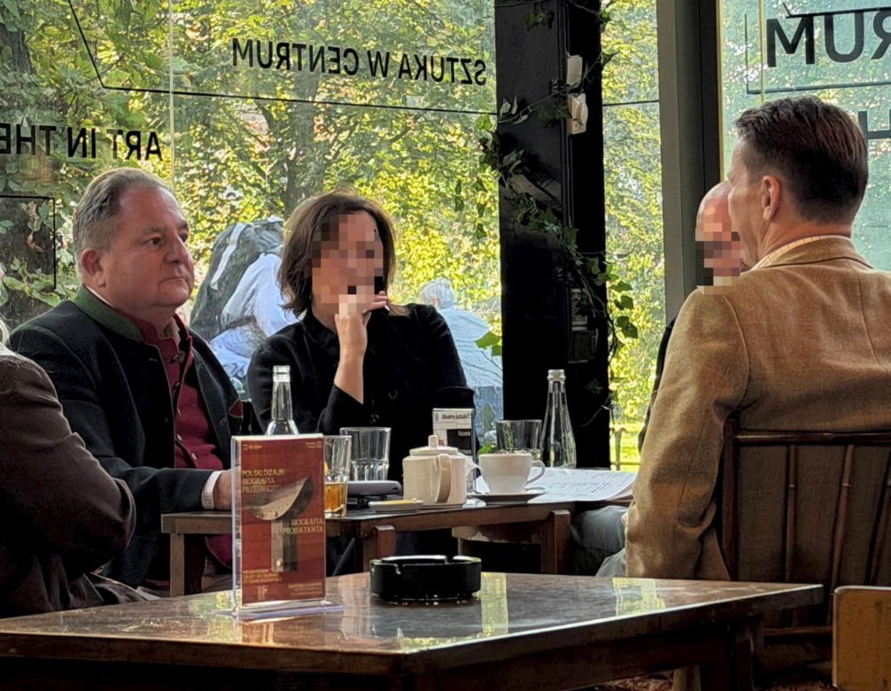 Sikorski i Makłowicz w krakowskim Bunkier Café