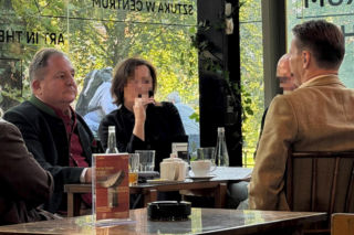 Sikorski i Makłowicz w krakowskim Bunkier Café