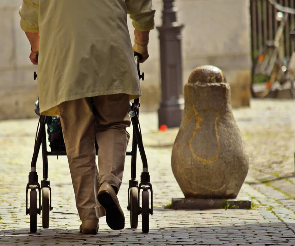 seniorzy w Warszawie