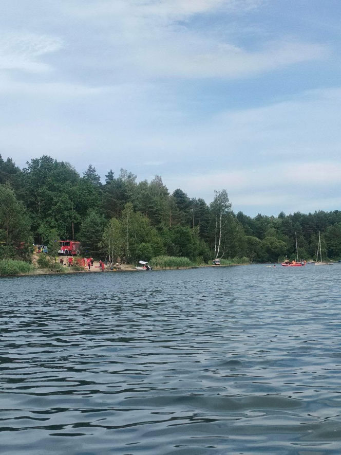 Dramat na Zalewie Chechło-Nakło. 16-latek nagle zniknął pod wodą