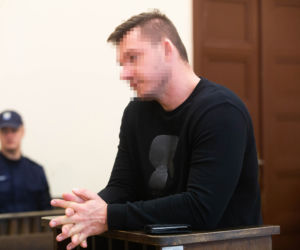Traktowali go jak rodzinę, a on ukradł im pół miliona