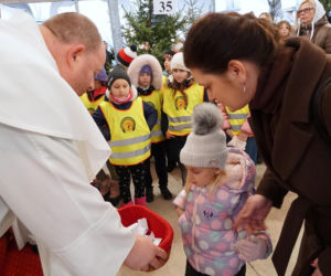 Konkurs na Wieczernikową Choinkę. Dzieci ubrały drzewka