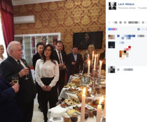 Wałęsa ZNÓW został profesorem, a nie ma nawet matury