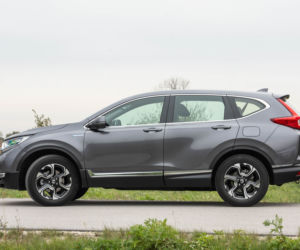 Subaru Forester e-BOXER vs Honda CR-V Hybrid