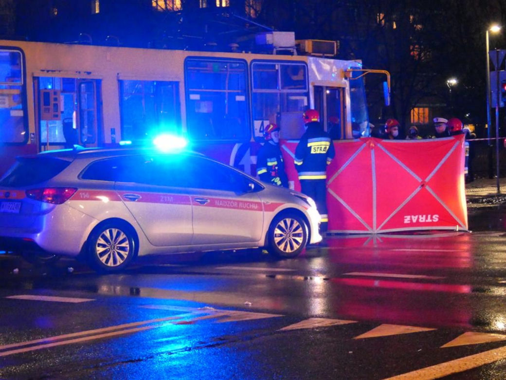 Śmiertelny wypadek na Rembielińskiej. Kobieta zginęła pod kołami tramwaju