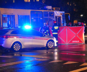 Śmiertelny wypadek na Rembielińskiej. Kobieta zginęła pod kołami tramwaju