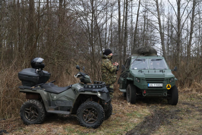 Prezydent RP Karol Nawrocki podczas spotkania świątecznego z żołnierzami