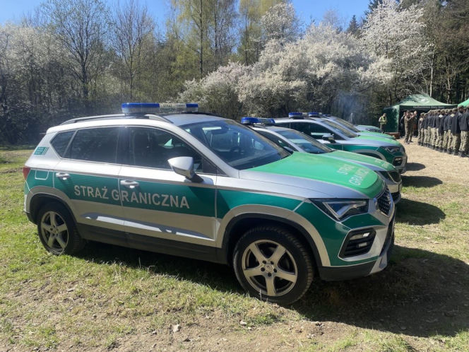 Strażnicy Graniczni sadzili drzewa z okazji 35-lecia swojej formacji