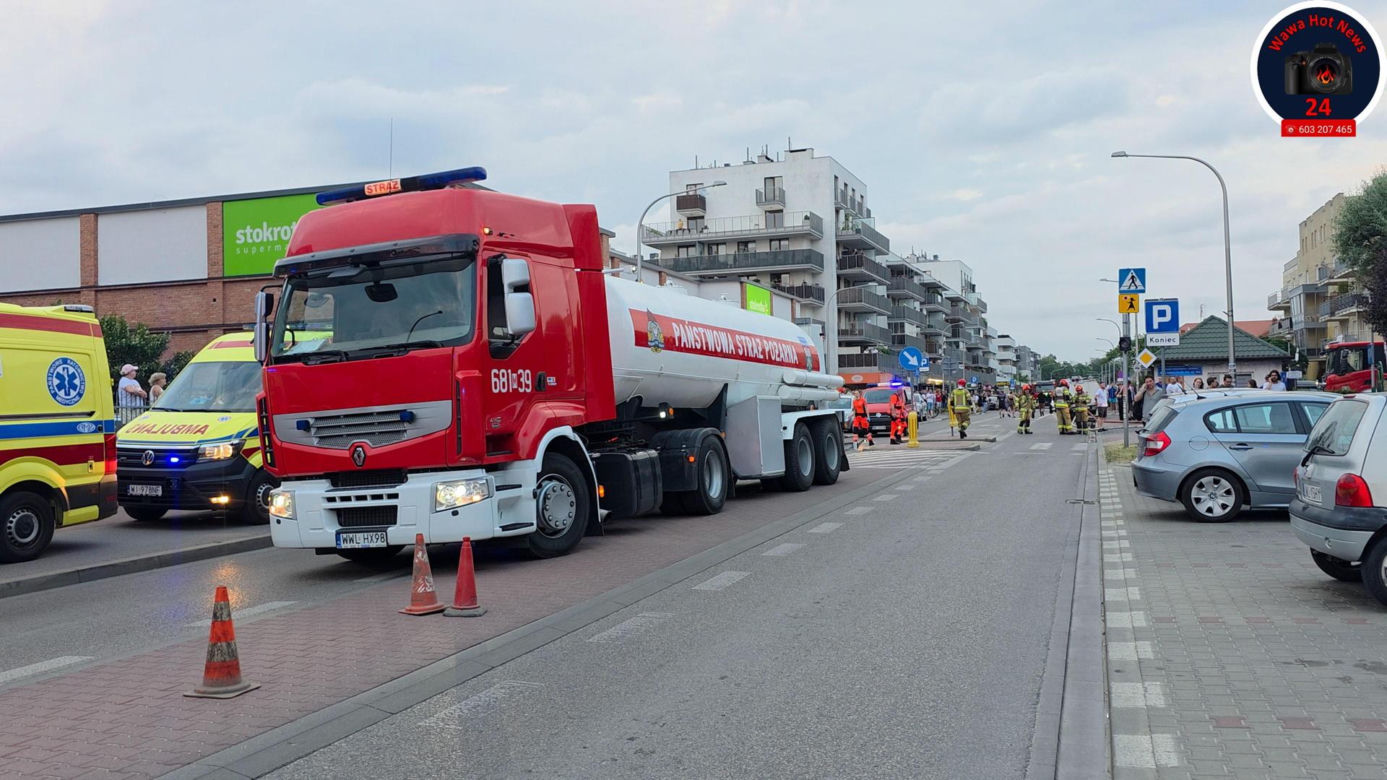 Pożar bloku mieszkalnego w Ząbkach 