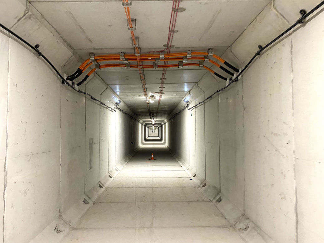 tunel pod świną