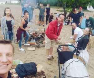 Rafał Mroczek świętuje urodziny z narzeczoną Joanną i przyjaciółmi