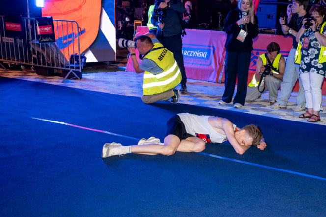 Sukces 12. Tarczyński Nocnego Wrocław Półmaratonu