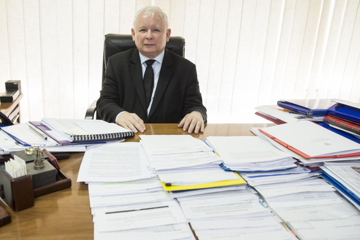 Stąd twardą ręką rządzi PiS Jarosław Kaczyński 