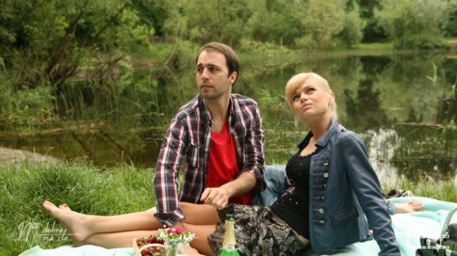 Na dobre i na złe. Paweł Lewicki (Maciej Marczewski), Agata Woźnicka (Emilia Komarnicka)