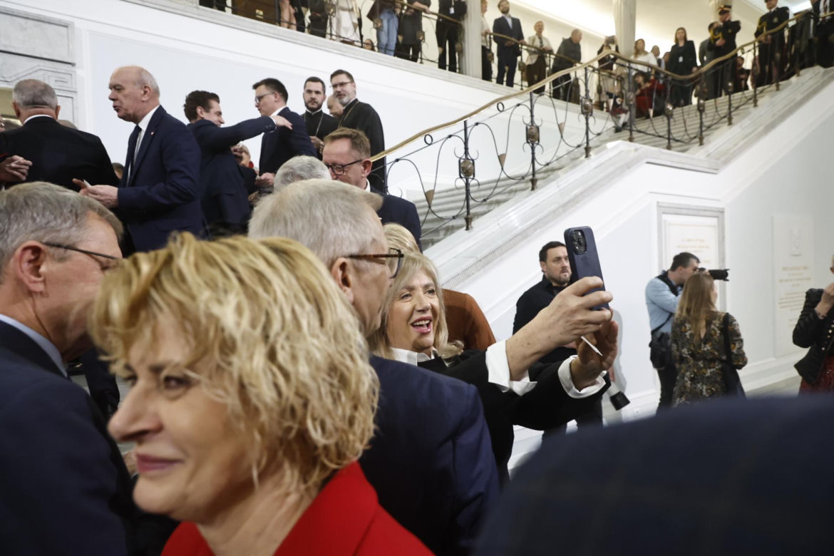 Połamali się opłatkiem w Sejmie