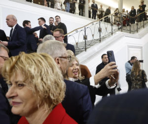 Połamali się opłatkiem w Sejmie