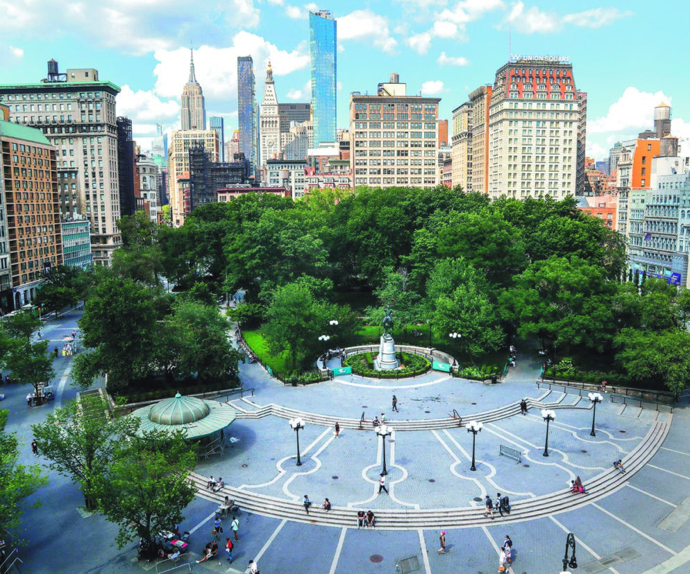 NYC wyda miliony na izolatki