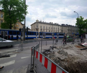 Kraków: Zobacz jak postępują prace przy przebudowie ulicy Krakowskiej