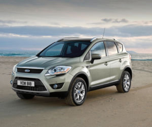 Minister skarbu państwa Włodzimierz Karpiński - Ford Kuga 2008