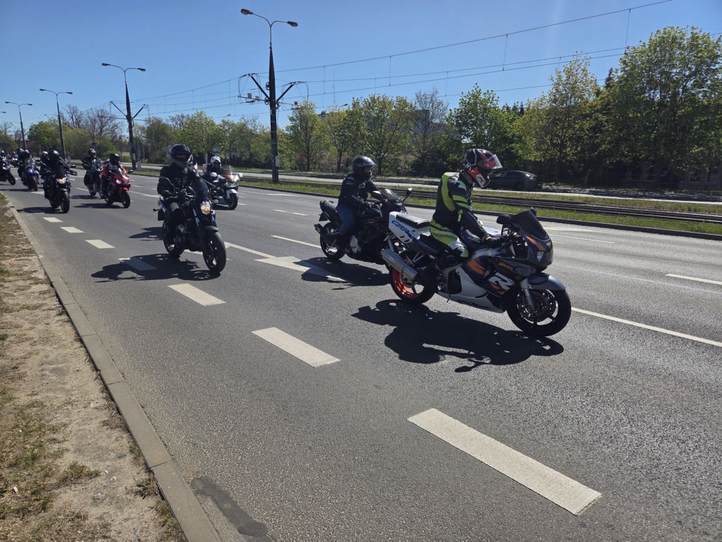 Tysiące motocykli znów podbiły Bydgoszcz! Barwna parada otworzyła sezon
