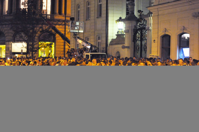 KRZYŻ POWRACA.