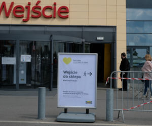GIGANTYCZNE kolejki pod Ikeą w Katowicach [ZDJĘCIA]