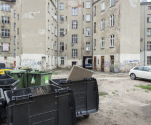 Sąsiedzi szykują się do ataku zombie