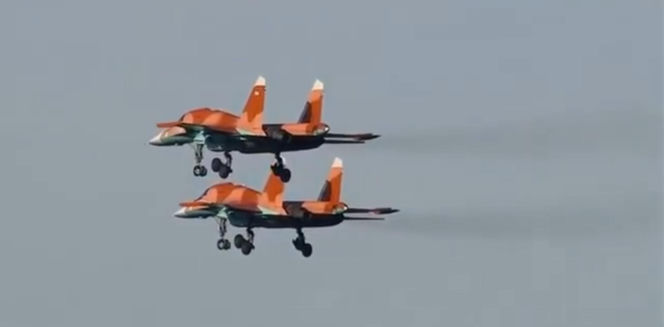 Algieria odebrała myśliwce Su-34M. Nowa siła uderzeniowa na afrykańskim niebie