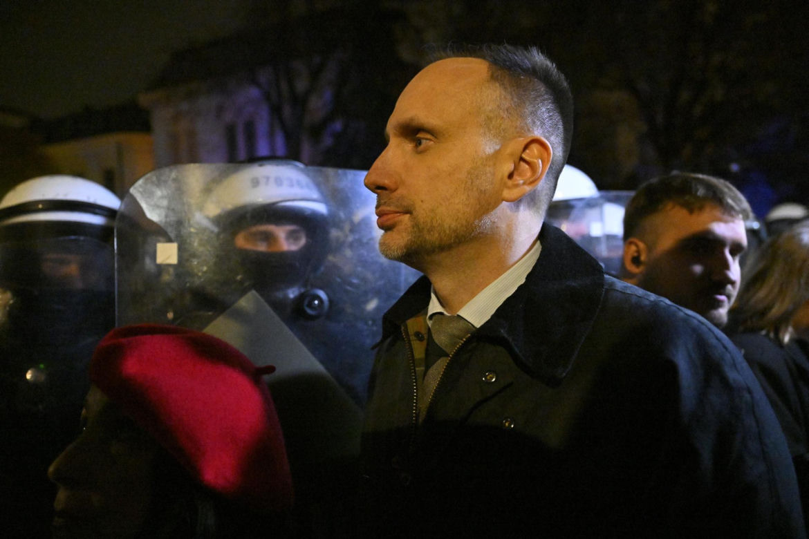 Politycy, Trybunał