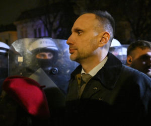 Politycy, Trybunał