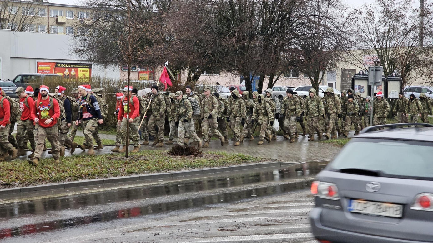 Marsz żołnierzy US ARMY w Drawsku Pomorskim 