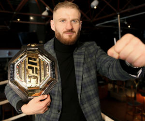 Błachowicz - Teixeira Transmisja TV NA ŻYWO Gdzie oglądać UFC 267 Błachowicz w TV dzisiaj Na jakim programie UFC dzisiaj 30.10