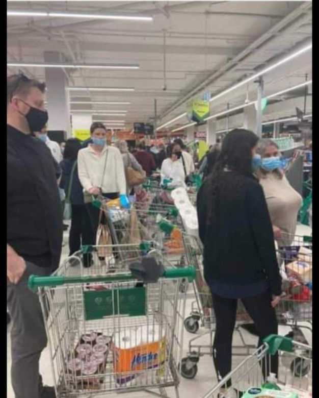 Australia szukuje się na lockdown.