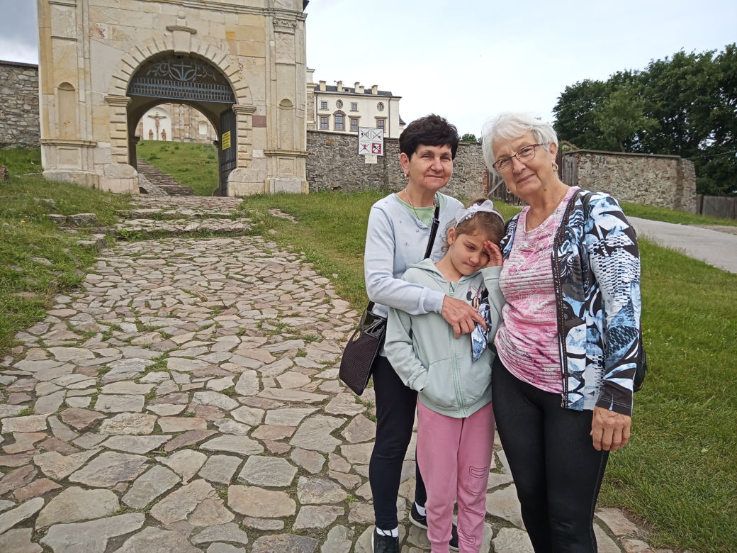 Turyści na Świętym Krzyżu