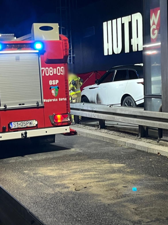 Tragiczny wypadek na myjni samochodowej. Nie żyje 62-latek 