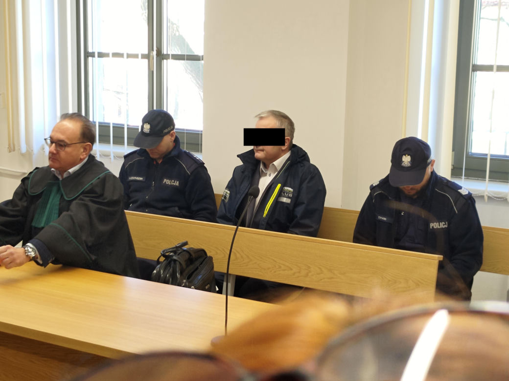 Ksiądz Ryszard G. w sądzie w Sosnowcu