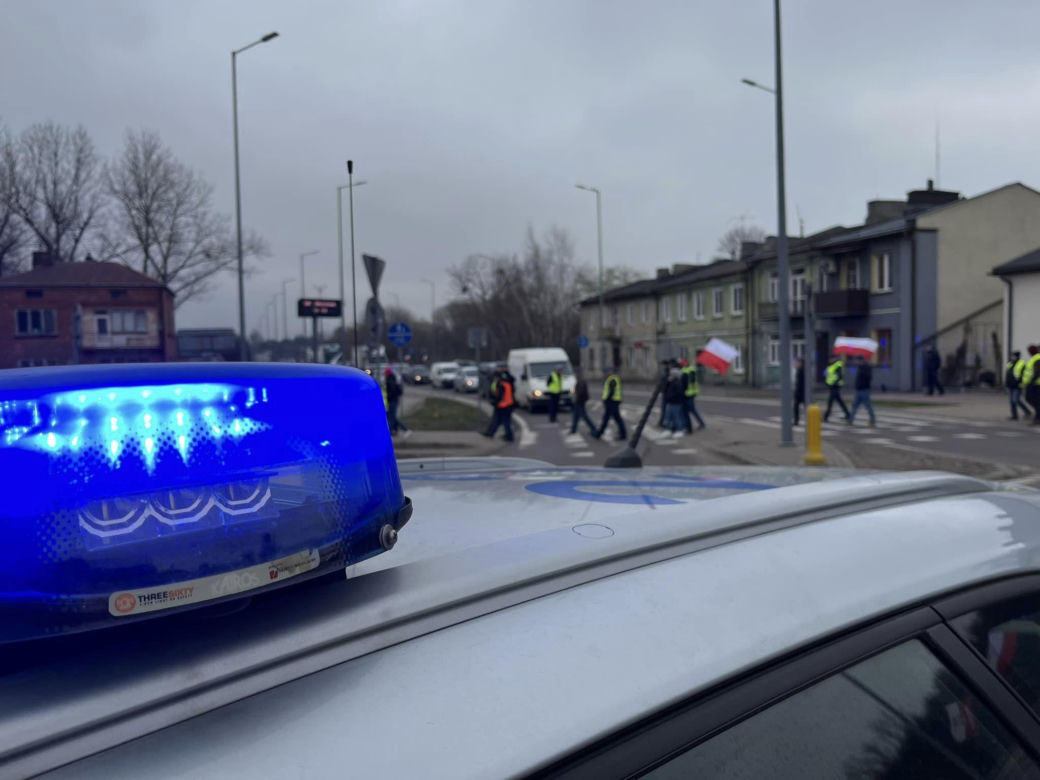 Protest rolników na trasie Lublin-Zamość w Piaskach