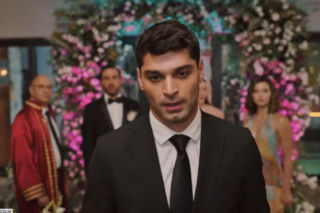 Złoty chłopak, odcinek 249: Szokujący szantaż! Sevki żąda pieniędzy od świeżo upieczonej panny młodej