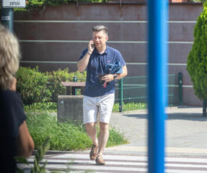 Michał Dworczyk skrócił spodnie za 100 zł