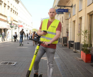 Hulajnogi elektryczne w Warszawie