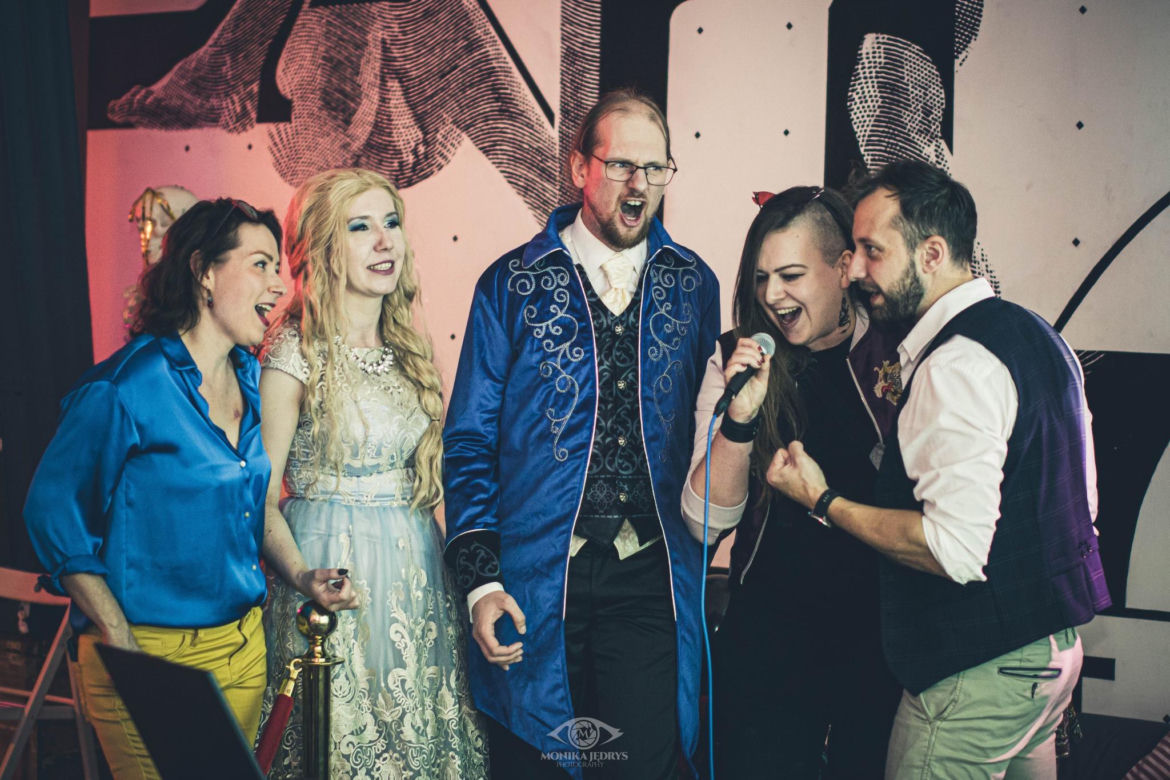 Księżniczki Disneya w Warszawie. 'Larp Princess - współczesna bajka' na zdjęciach z Larpowego Weekendu