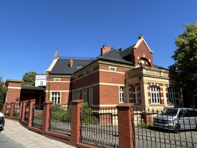 To jedna z najpiękniejszych willi w Olsztynie. Niegdyś miała zostać wyburzona, a dziś wciąż zachwyca!