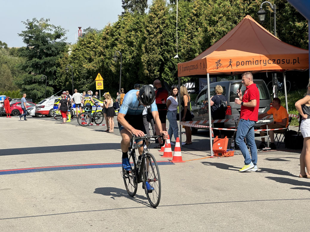 Sportowa rywalizacja i wspólne pomaganie. Za nami 8. edycja Tour de Cracovia Amatorów! 