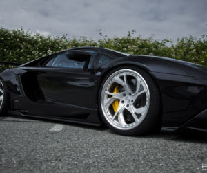 Lamborghini Aventador od SR Auto Group