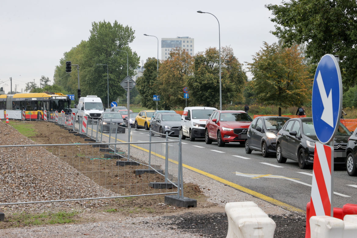 Kumulacja miejskich remontów. Tramwajarze paraliżują Warszawę 