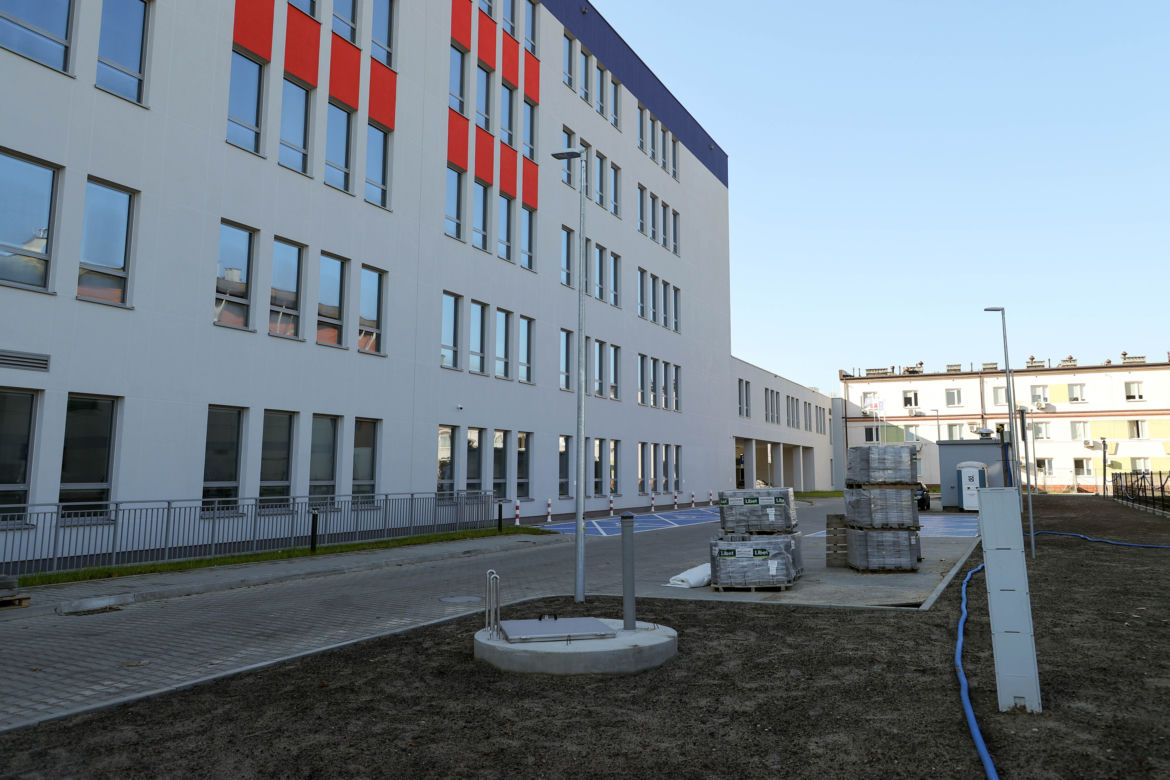 Nowy szpital w Legionowie bez SORu i porodówki. Wpadka ministra? 