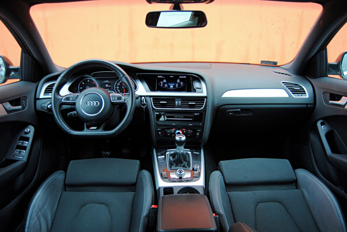 Audi A4 Avant B8 2.0 TDI CR