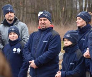 Pomost w Szczuplinach oficjalnie otwarty! Jezioro Rumian można podziwiać z drewnianej wieży [ZDJĘCIA]