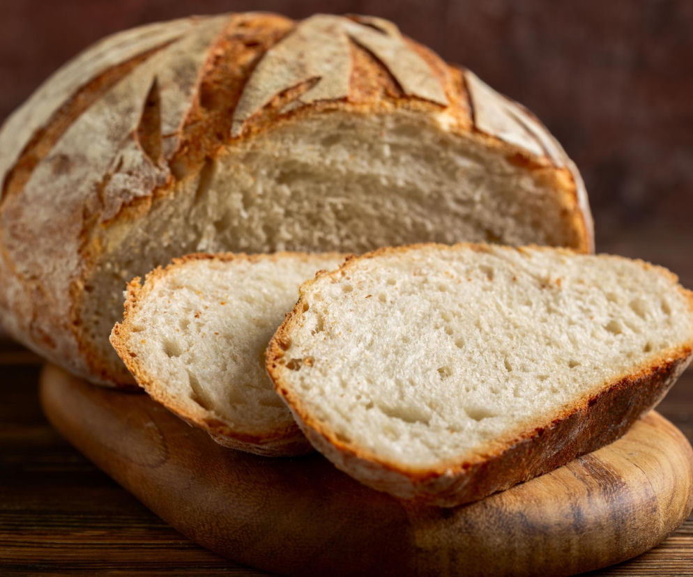 Naukowcy zbadali, czy konsumenci chcą kupować chleb z mąką z owadów. Wyniki zaskakują