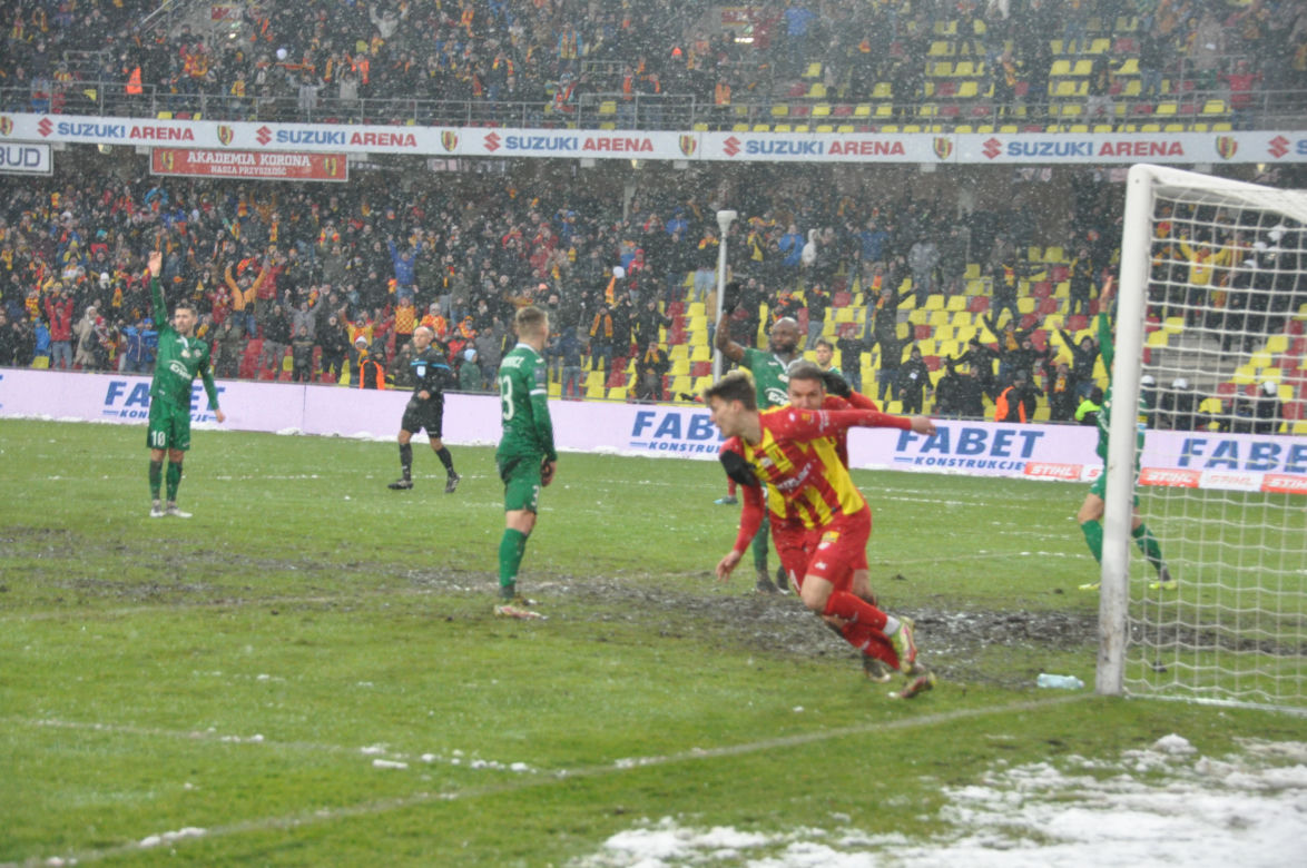 Korona Kielce - Radomiak w PKO BP Ekstraklasie. Zobacz zdjęcia z meczu!
